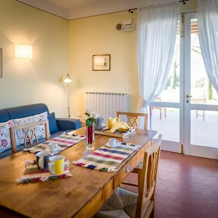 Maranghetto Apartment *